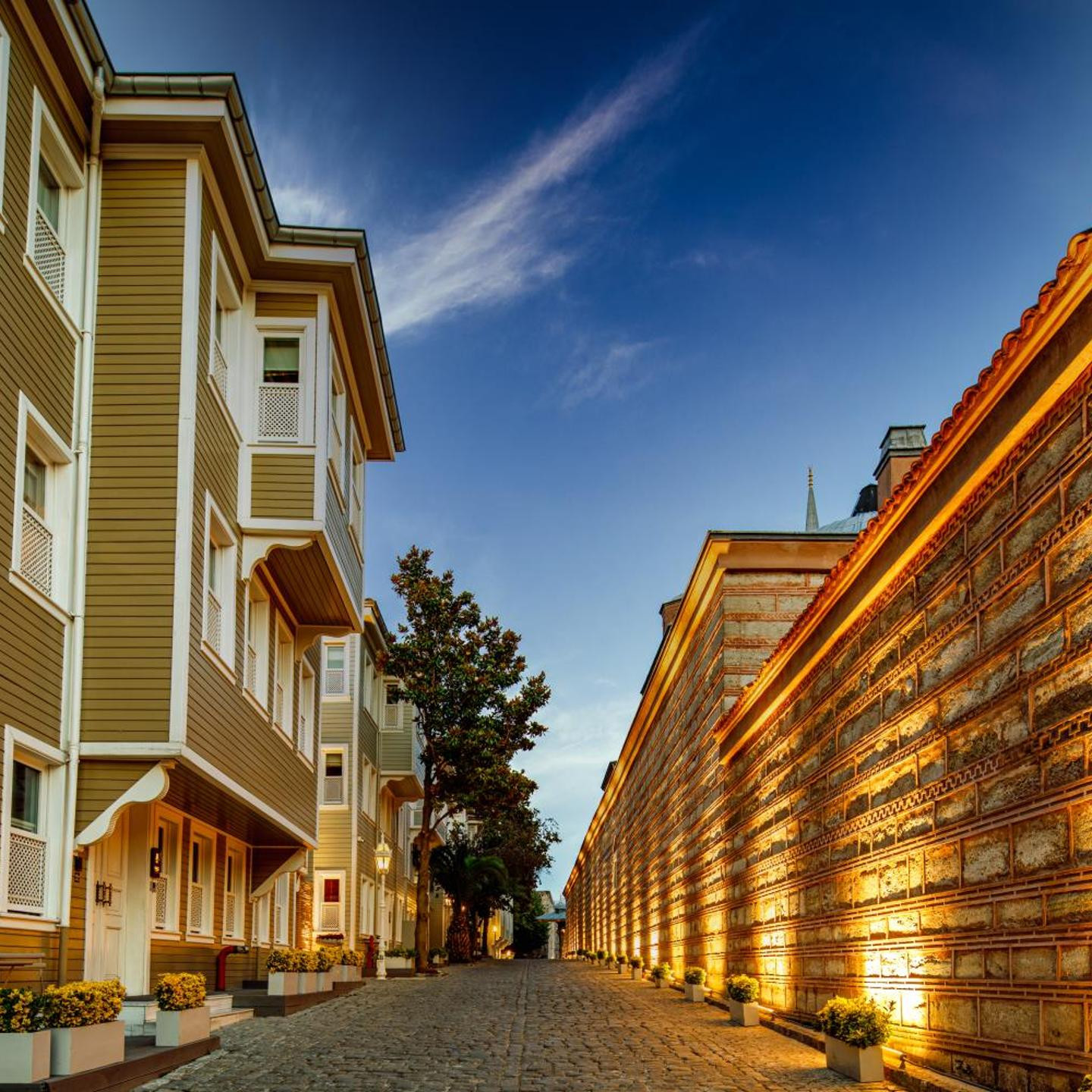 Hagia Sofia Mansions Istanbul, Curio Collection by Hilton