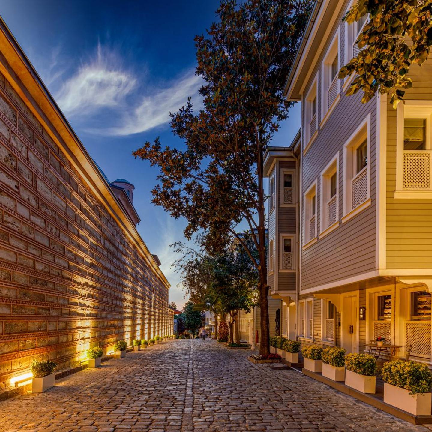 Hagia Sofia Mansions Istanbul, Curio Collection by Hilton