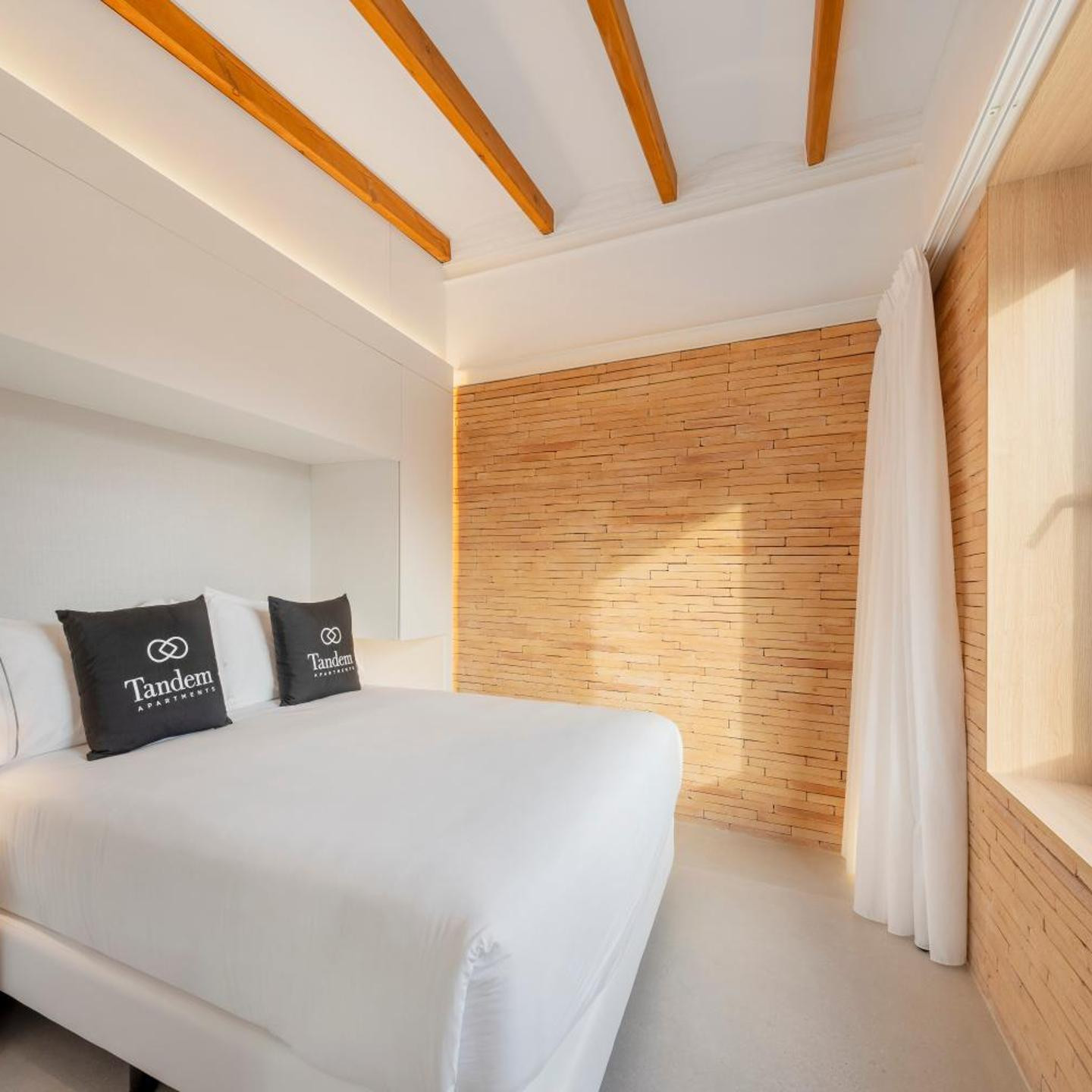 Tandem Pórtico Alicante Suites