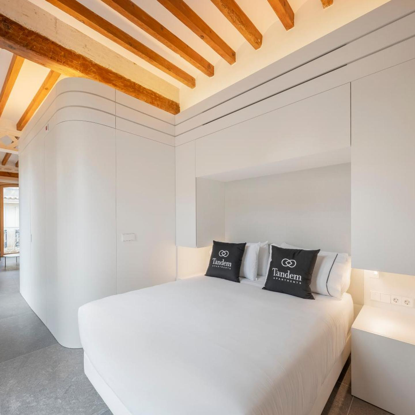 Tandem Pórtico Alicante Suites