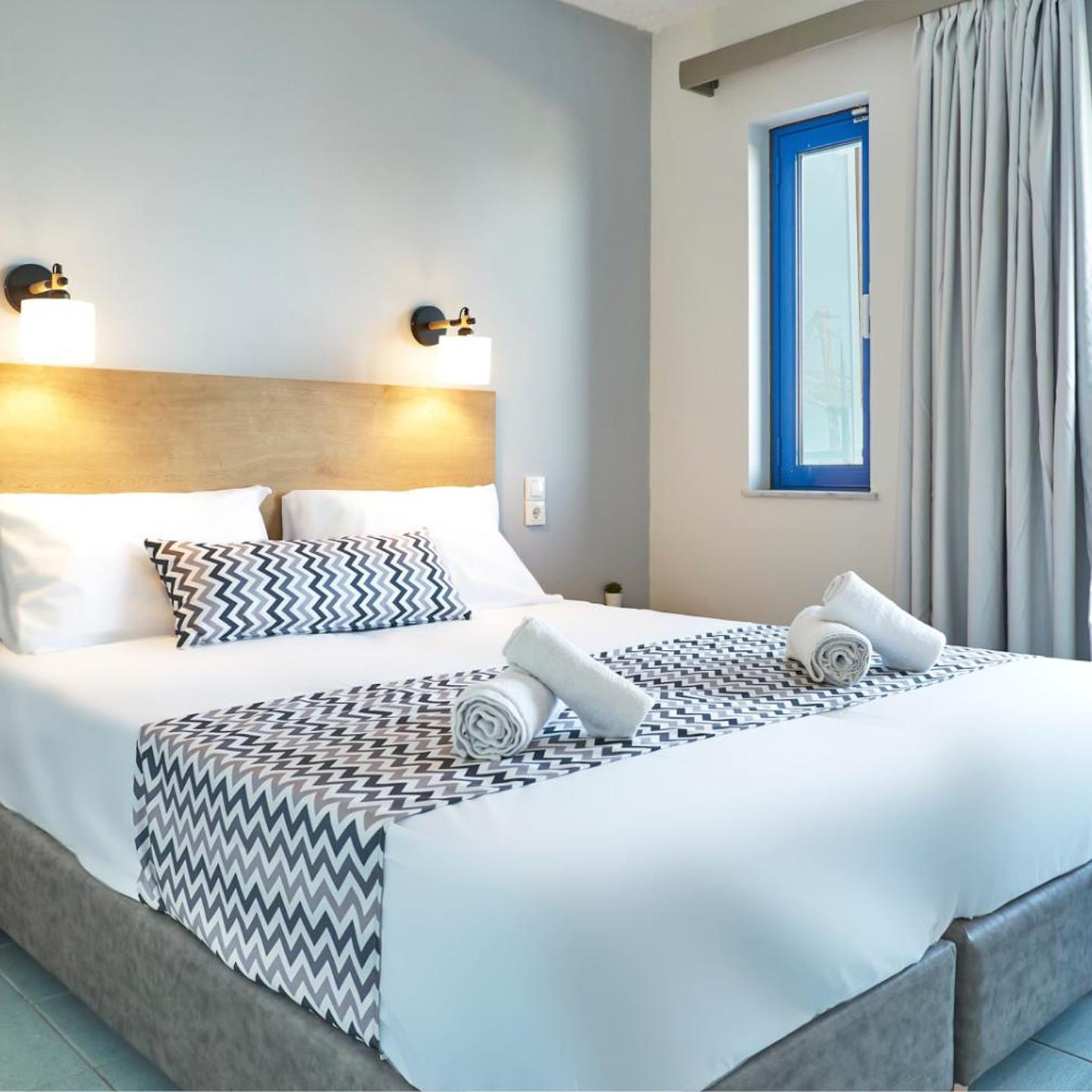 Maistrali Sea View Apartments