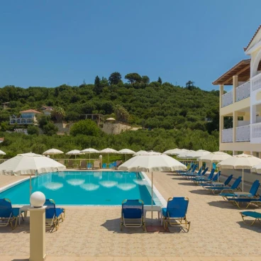 Manousis ApartHotel