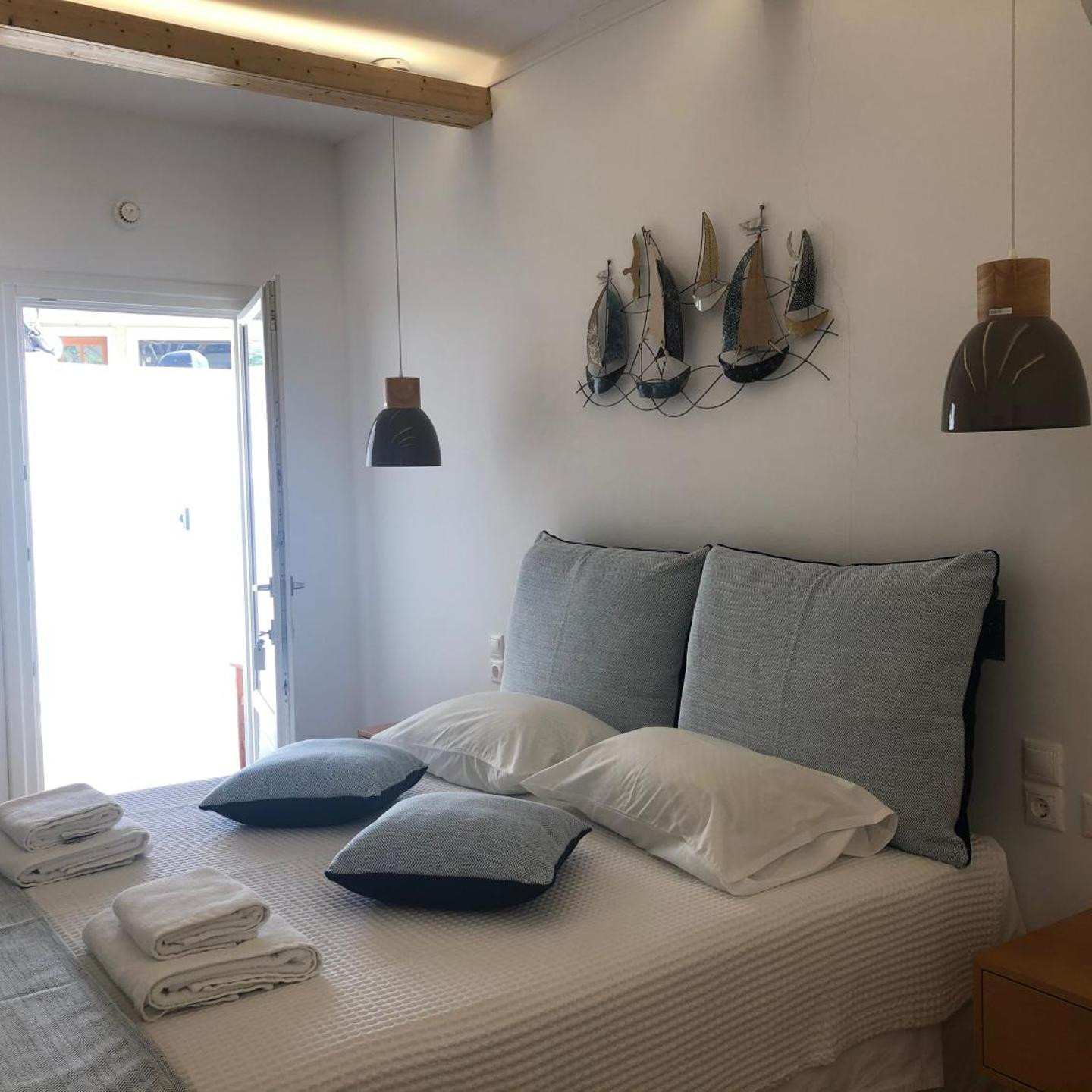 Karidis Hotel