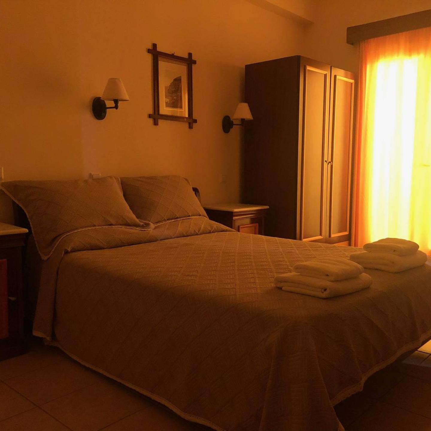 Karidis Hotel