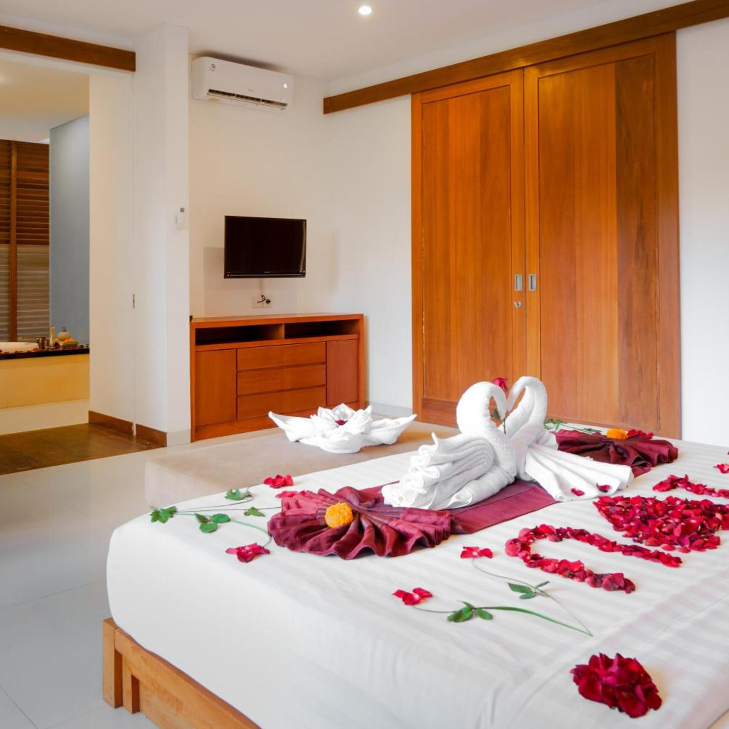 Bale Gede Luxury Villas