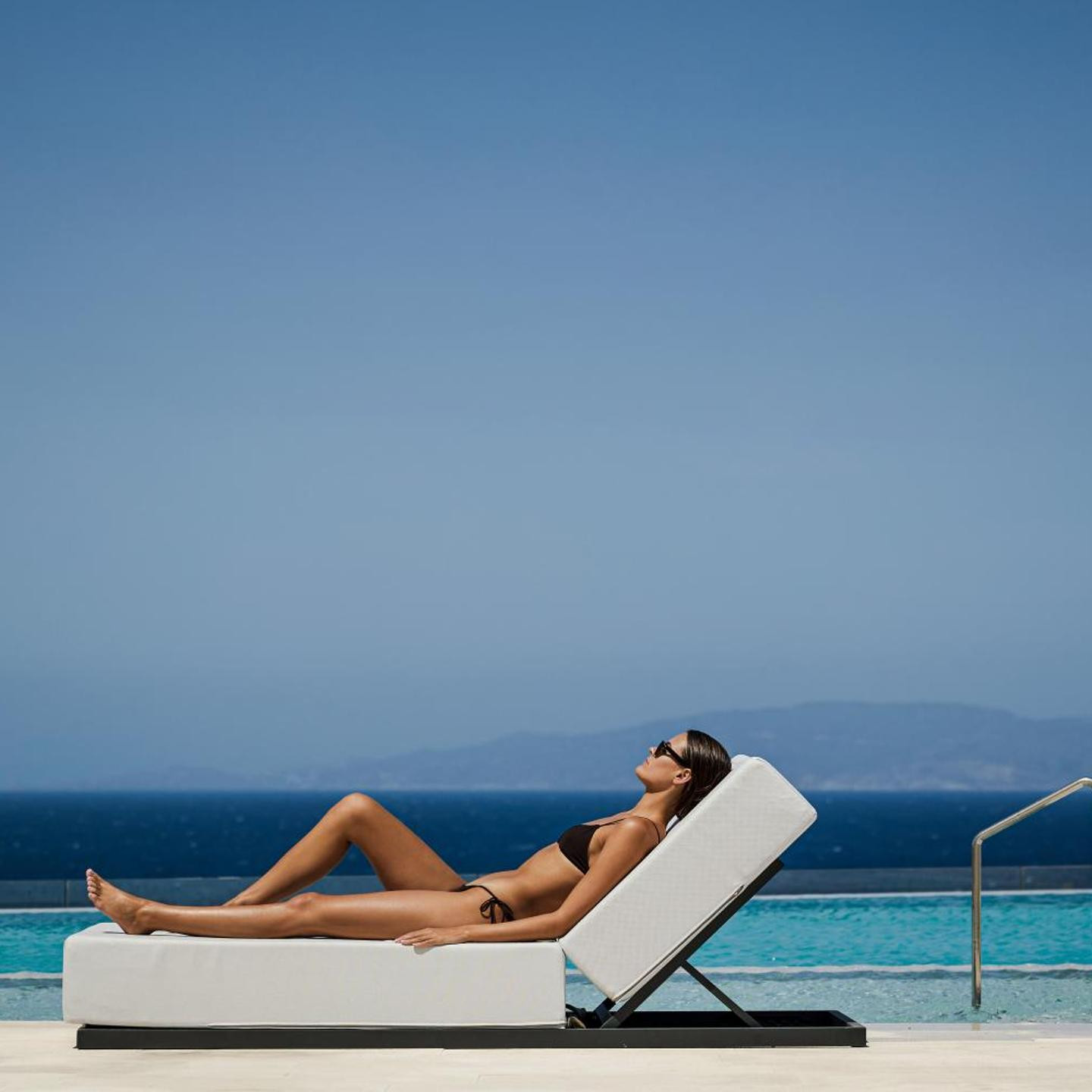 Domes Novos Santorini, Autograph Collection