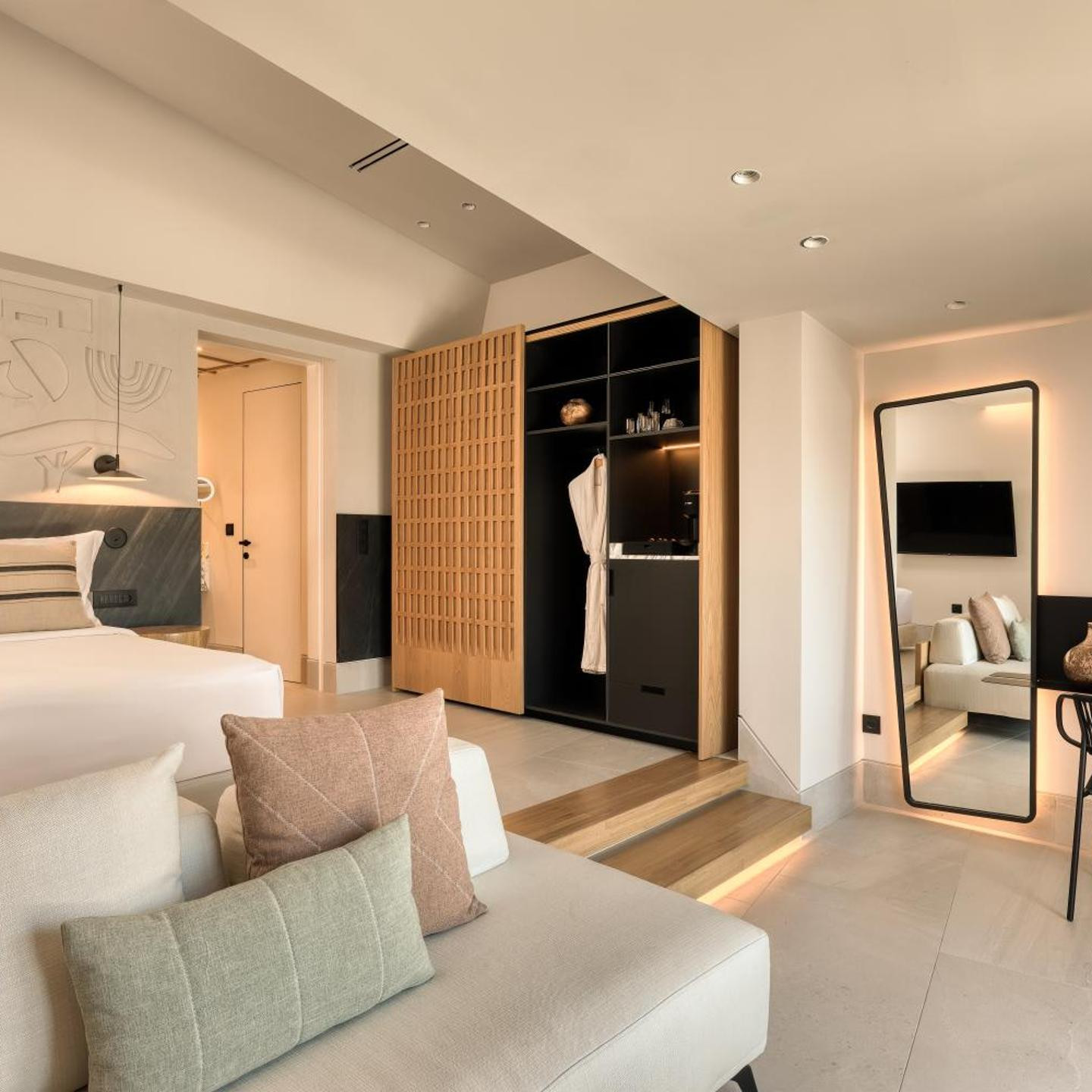 Domes Novos Santorini, Autograph Collection