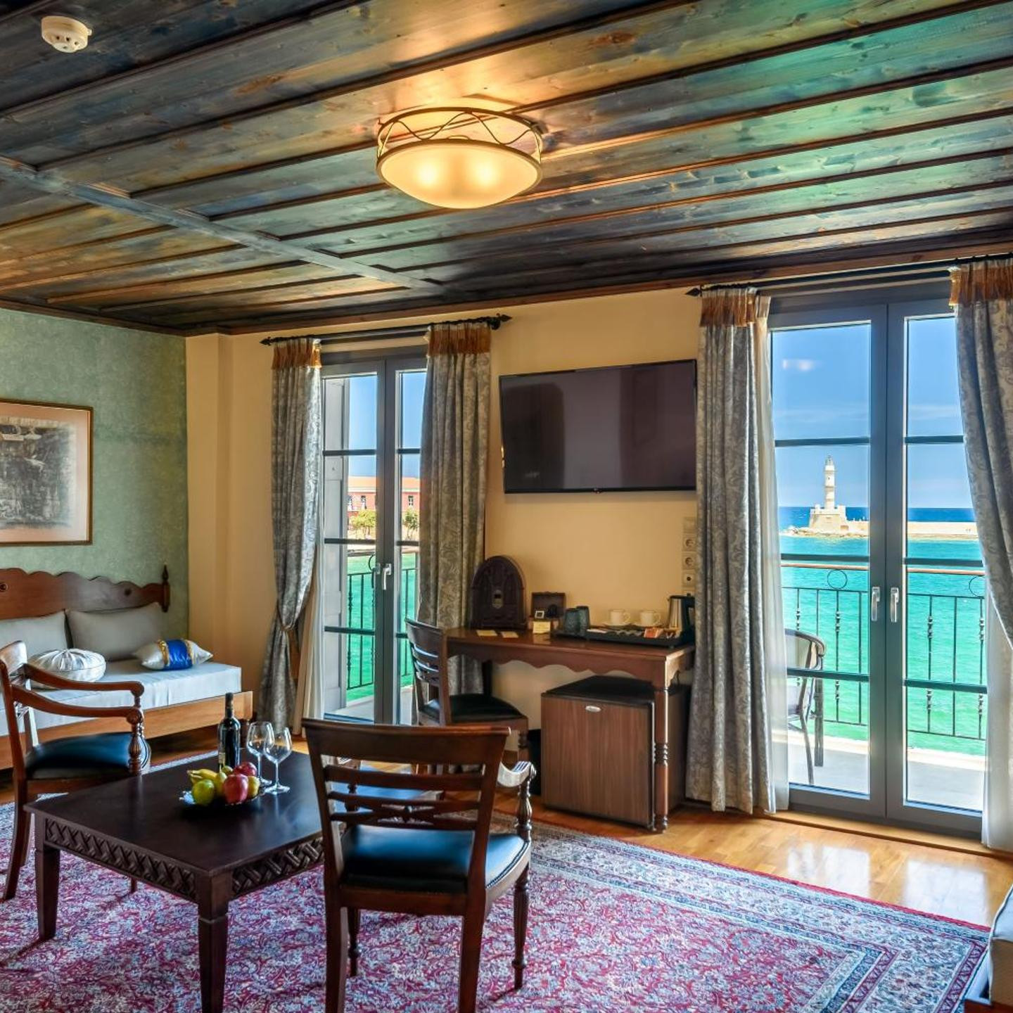 Belmondo Hotel