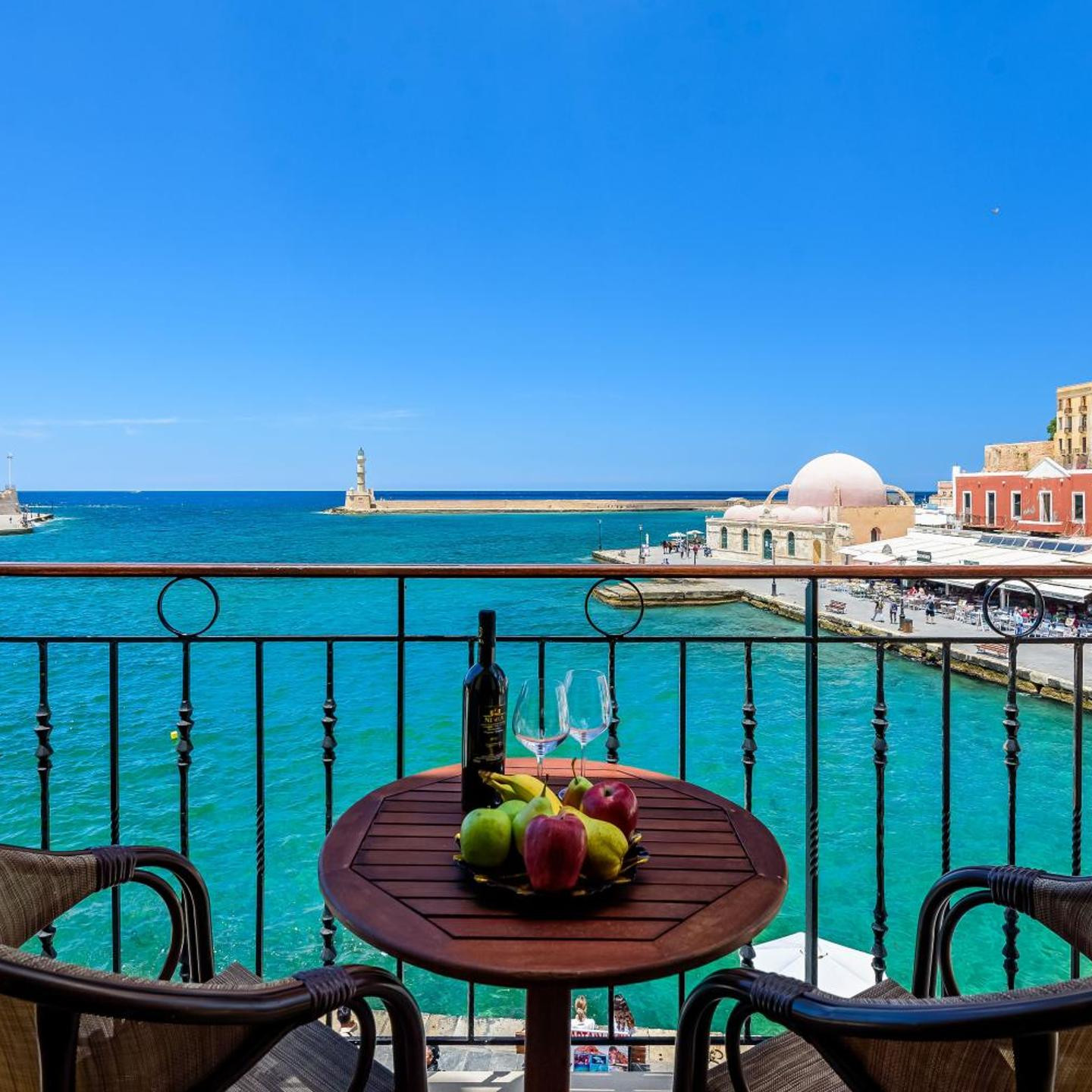 Belmondo Hotel