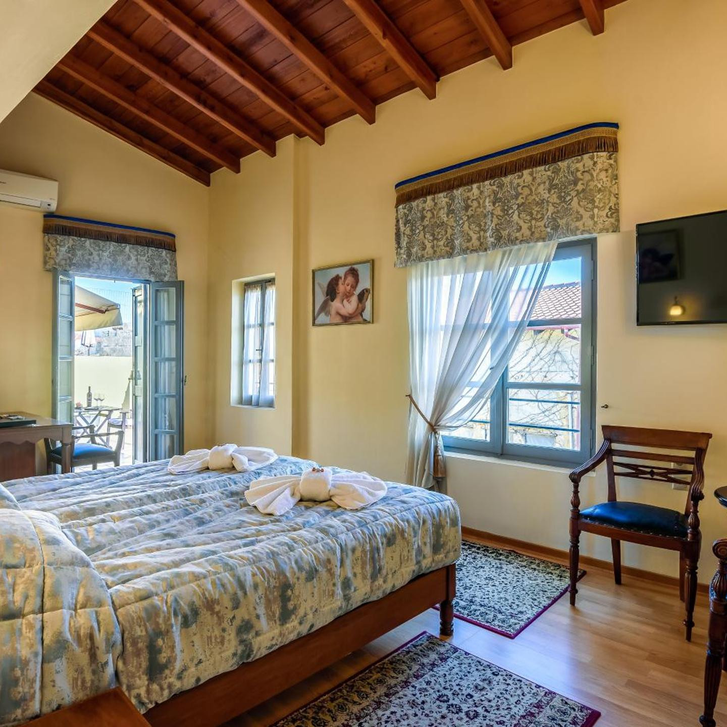 Belmondo Hotel