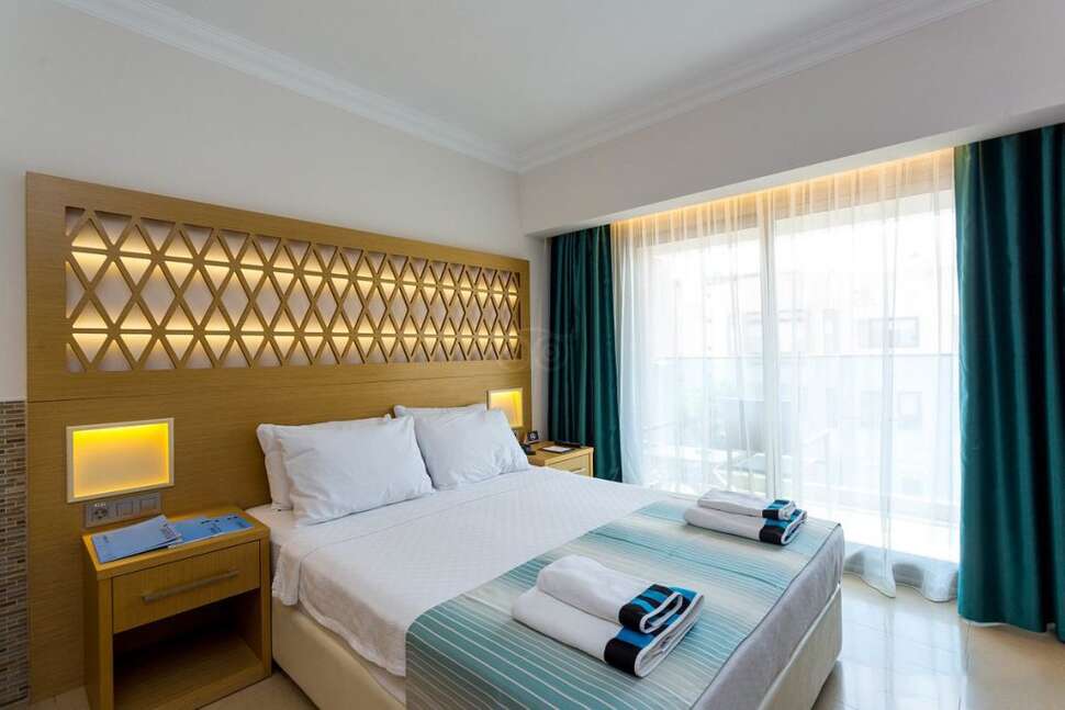 Aurasia Design Hotel