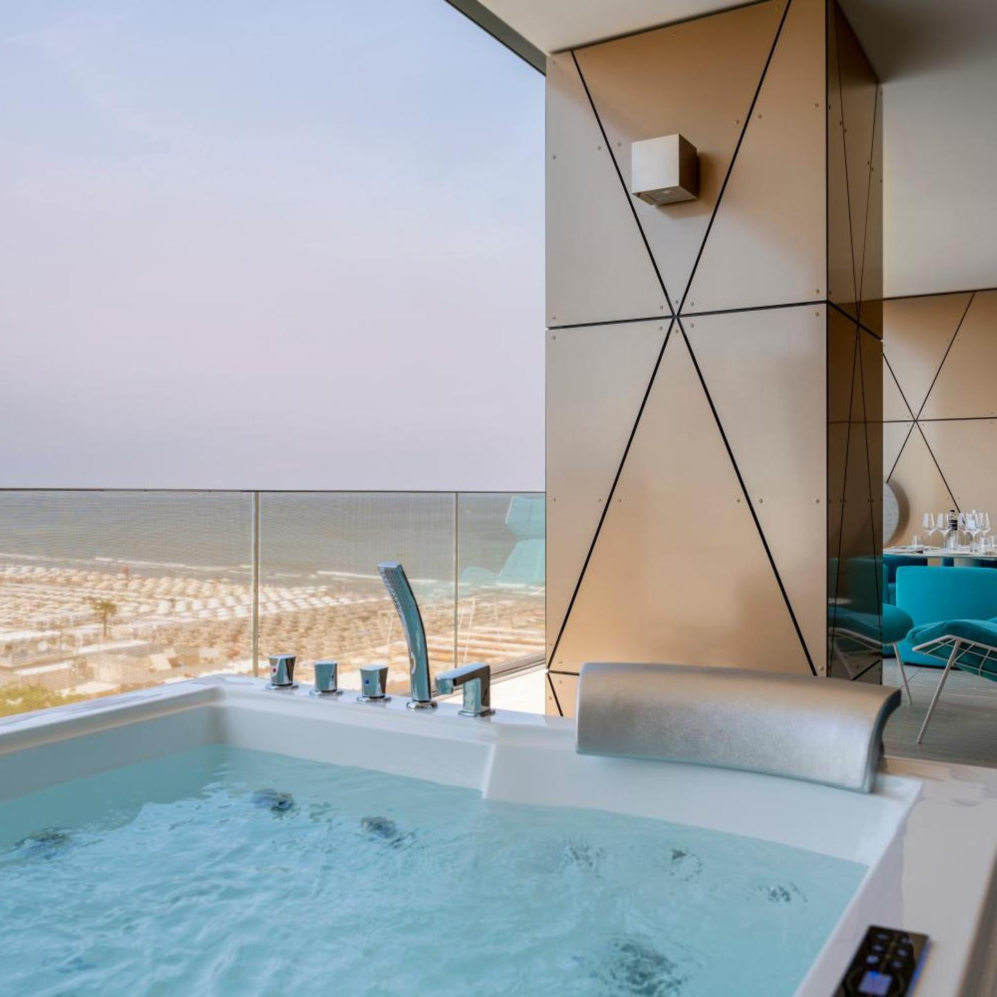 The Promenade Luxury Wellness Hotel