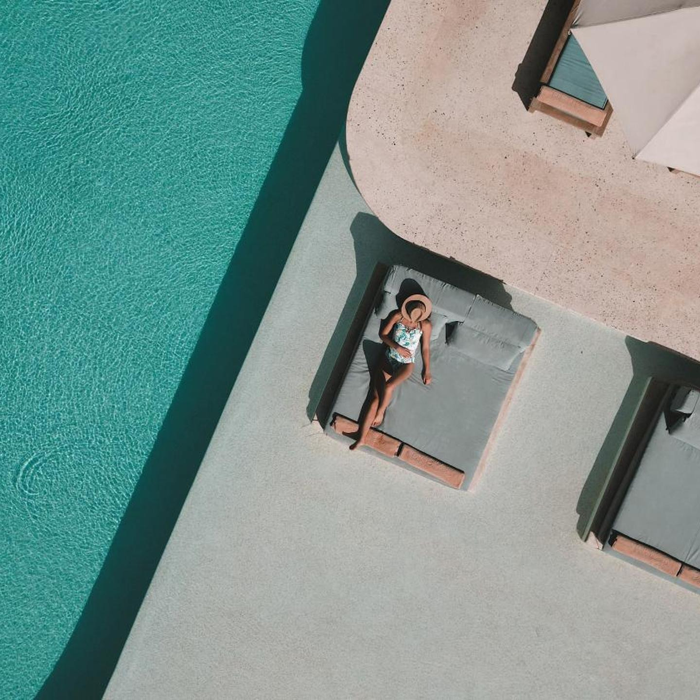 Perios Beach House - Adults Only