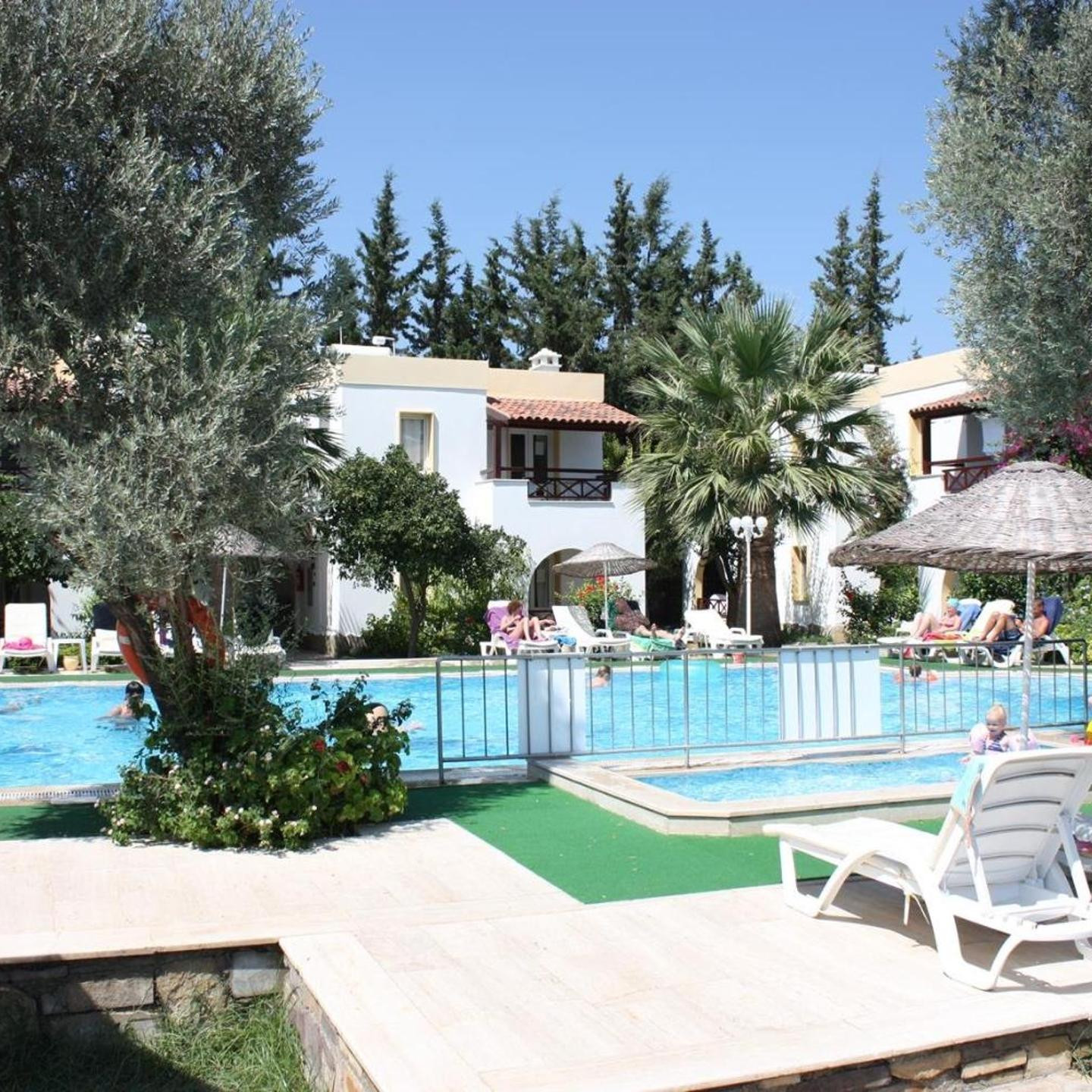 Toloman Bitezpark Apartments