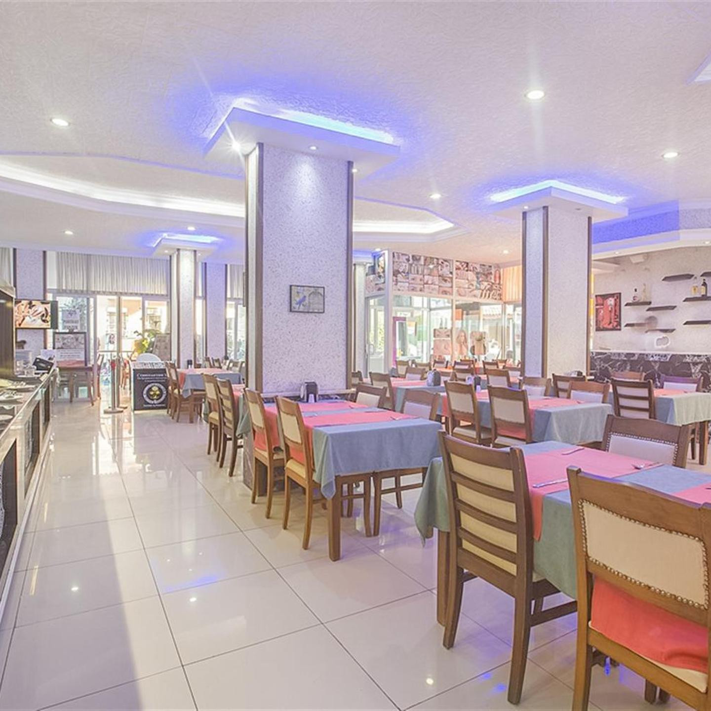 Kleopatra Arsi Hotel