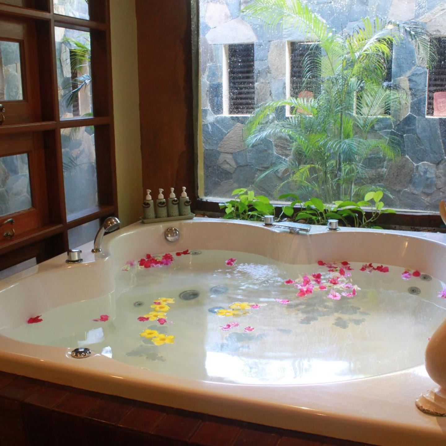 Mukdara Beach Villa & Spa Resort