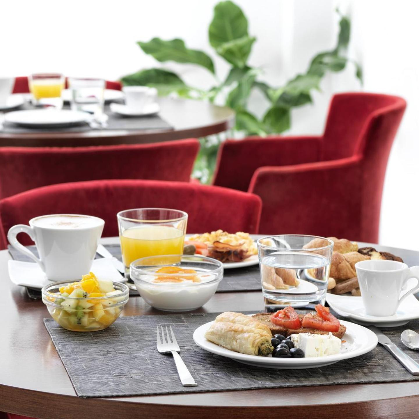 Acropolis Hill Hotel