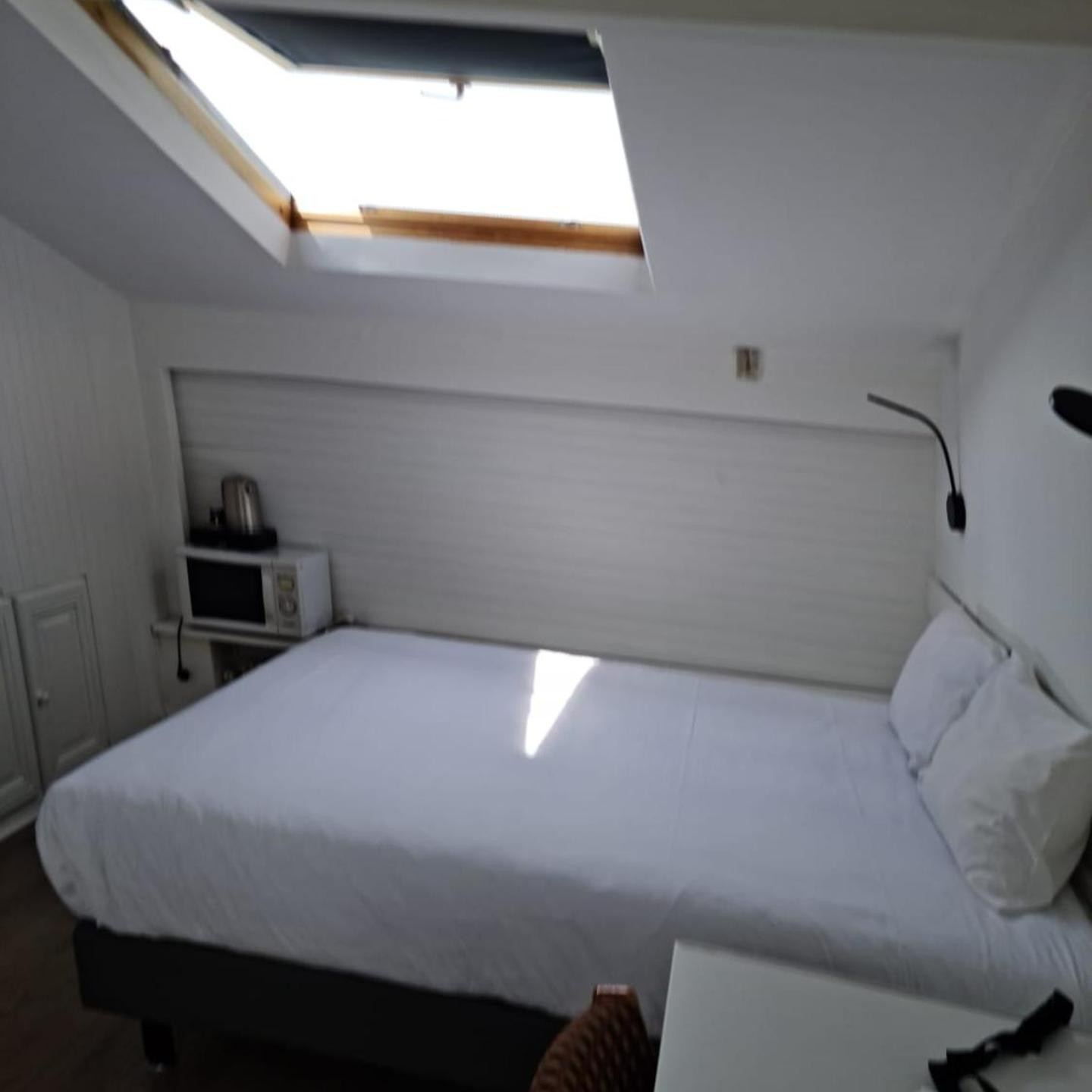 Panam Hotel PARIS GAMBETTA- Place Gambetta-Mairie du 20 emme