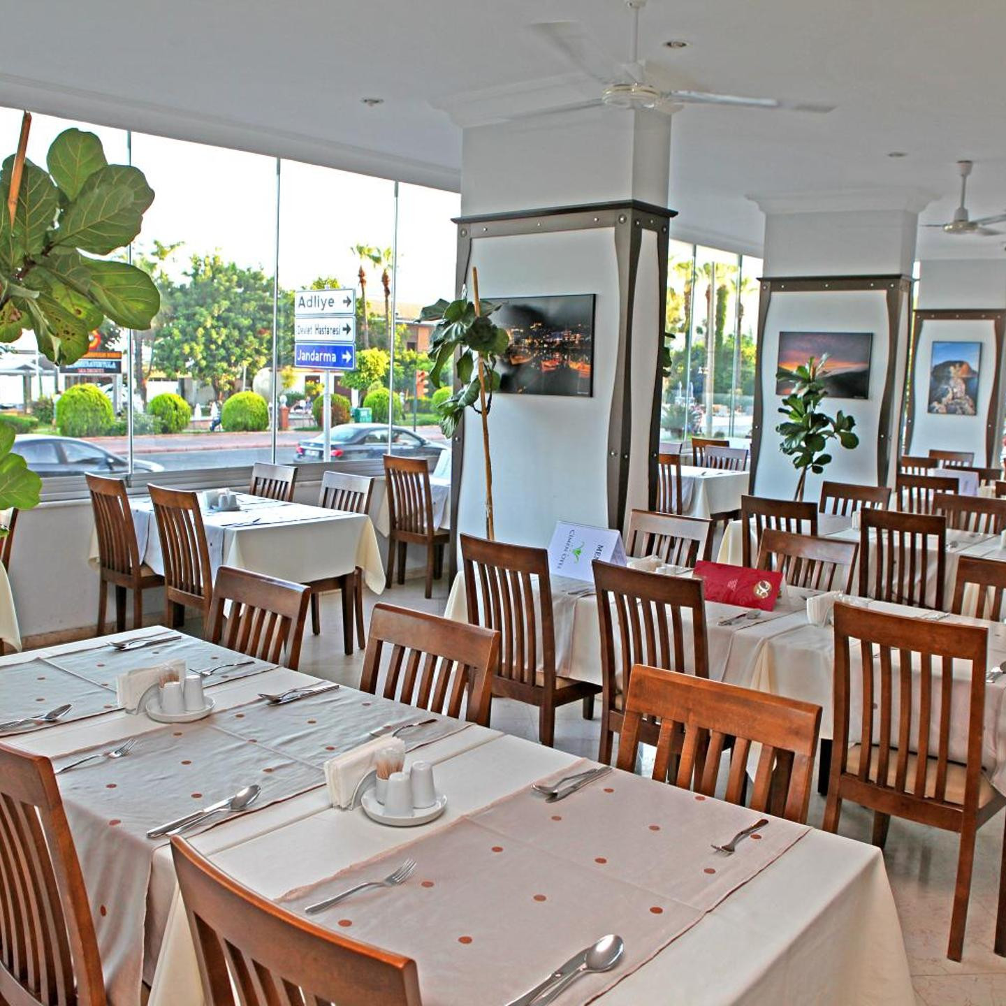 Cimen Hotel