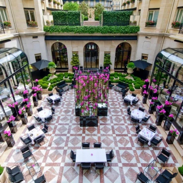 Four Seasons Hotel George V Paris