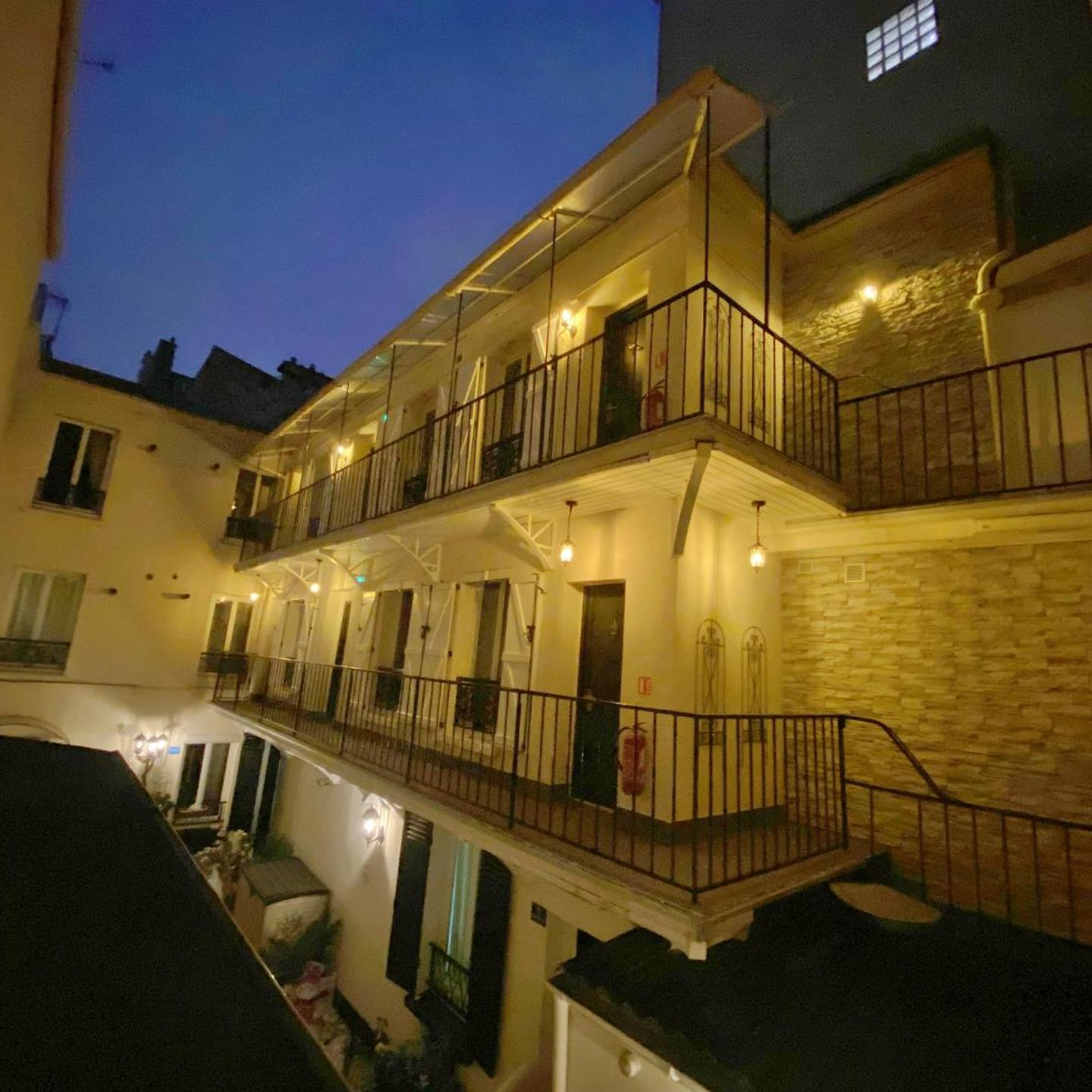 Hotel Aviatic