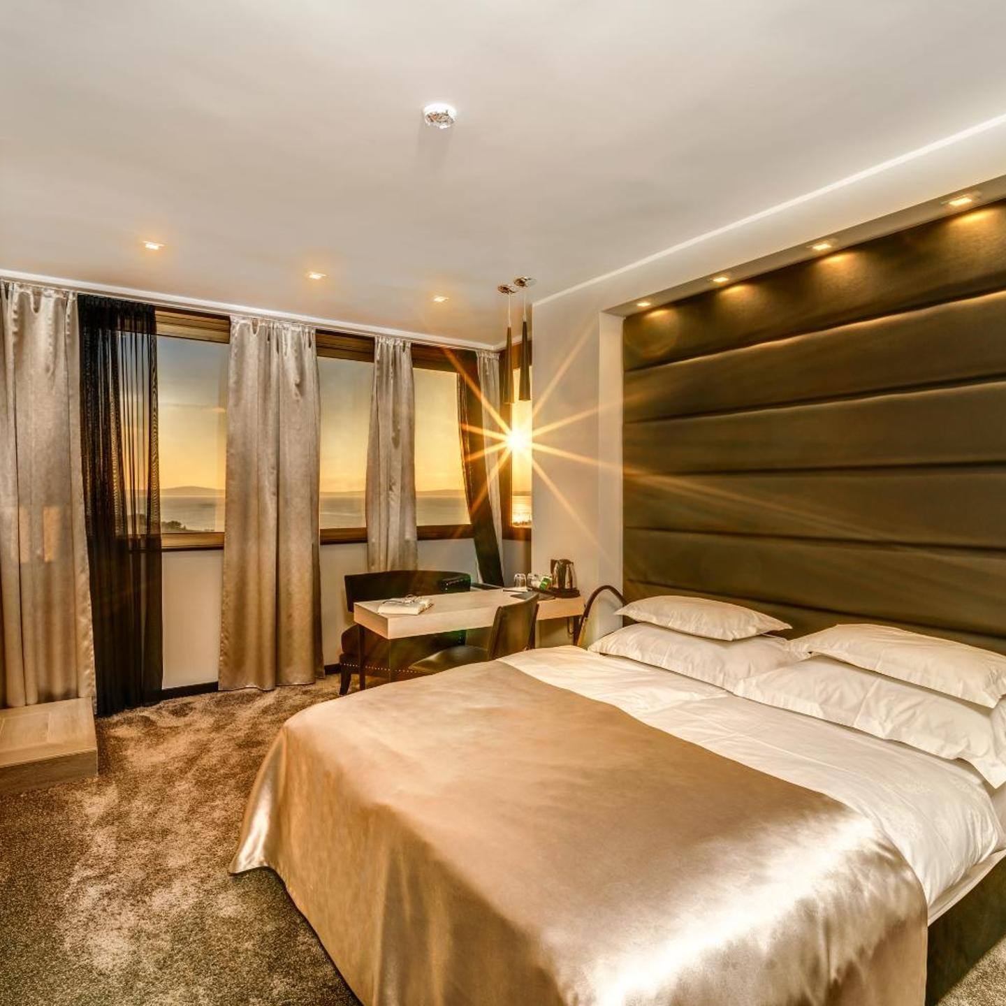 The View Luxury Rooms