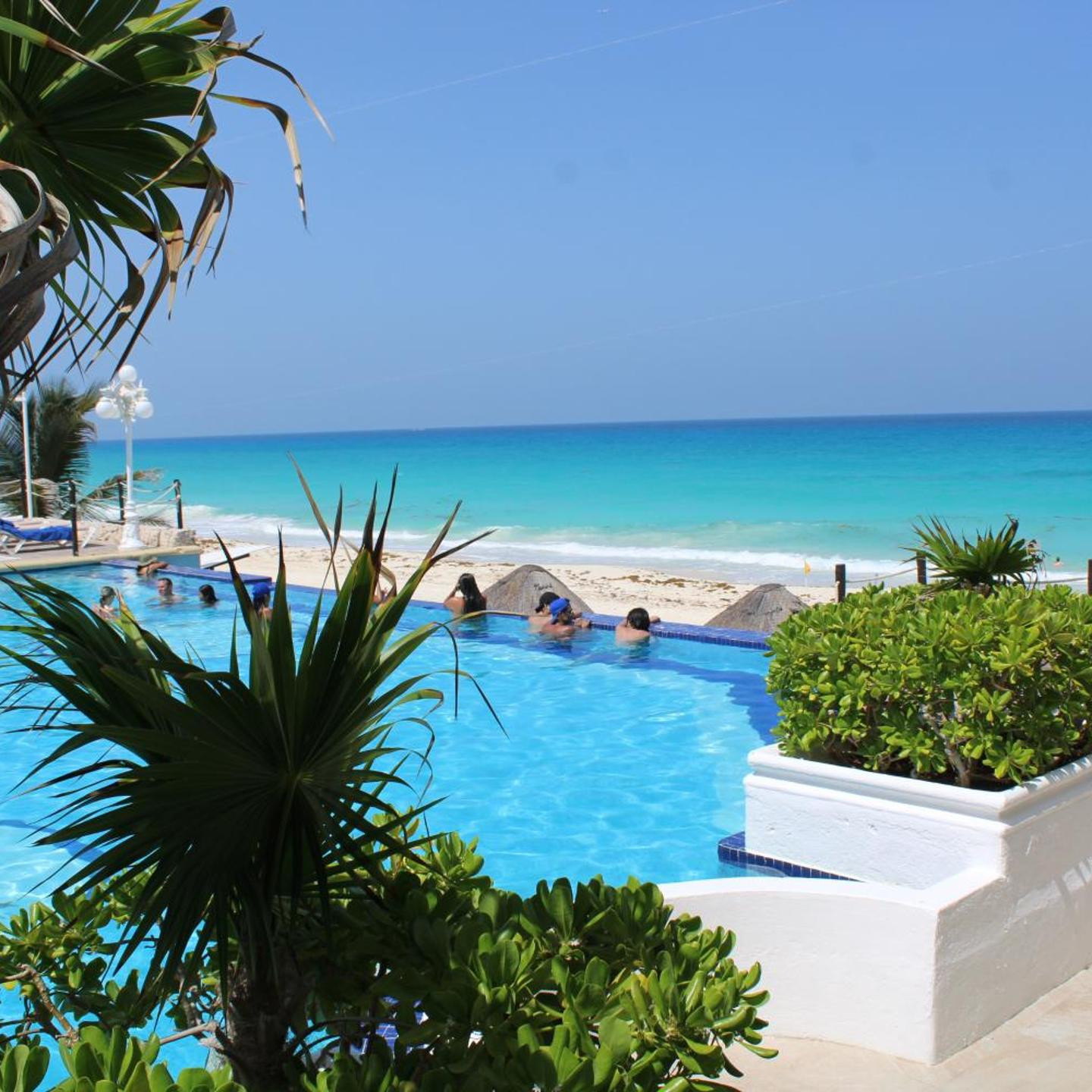 BSEA Cancun Plaza Hotel