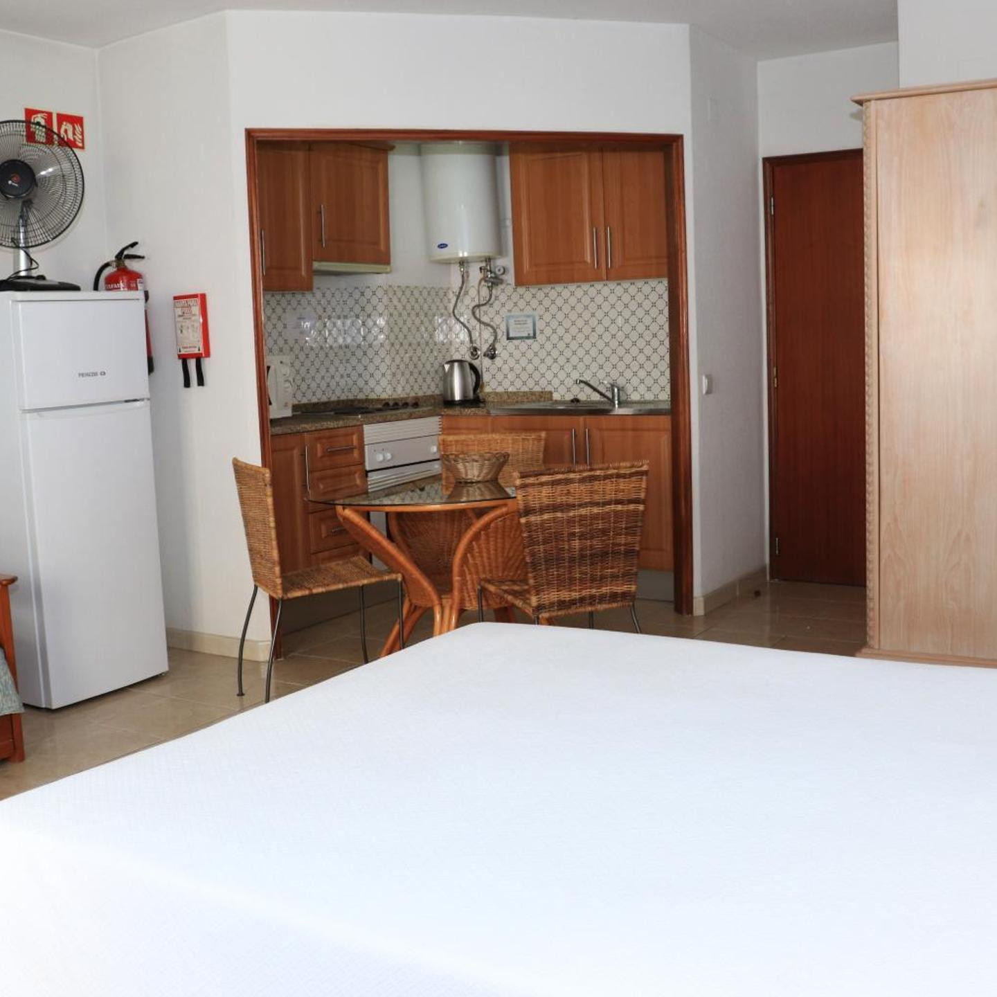 Paula Bela by Garvetur