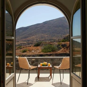 Danae Suites Santorini