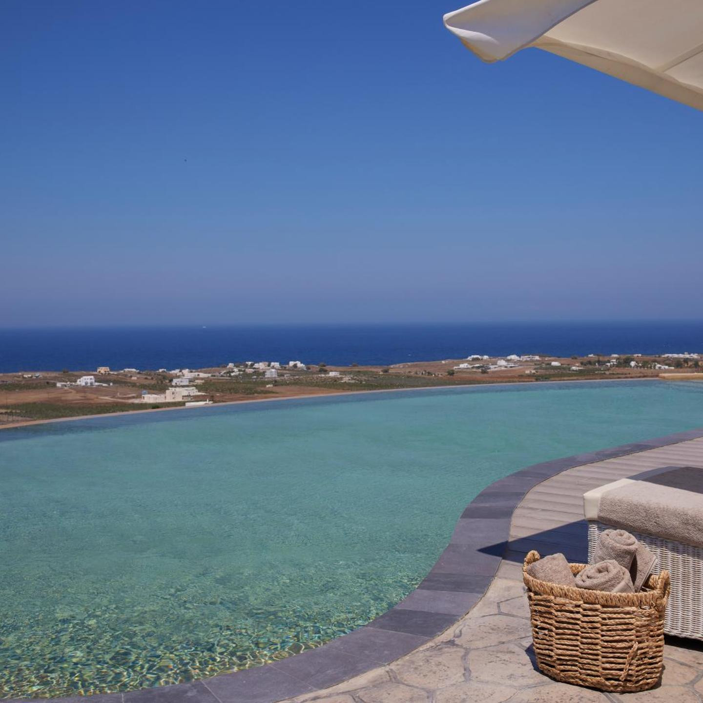 Danae Suites Santorini