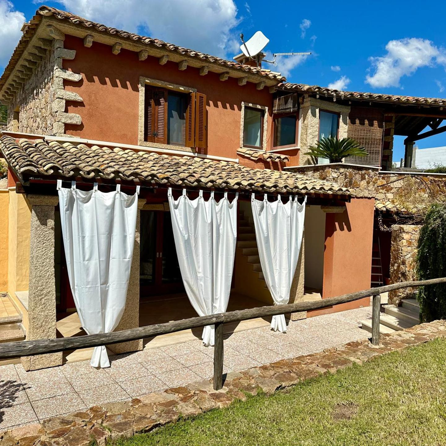 Villa Zippiri Is Molas Pula