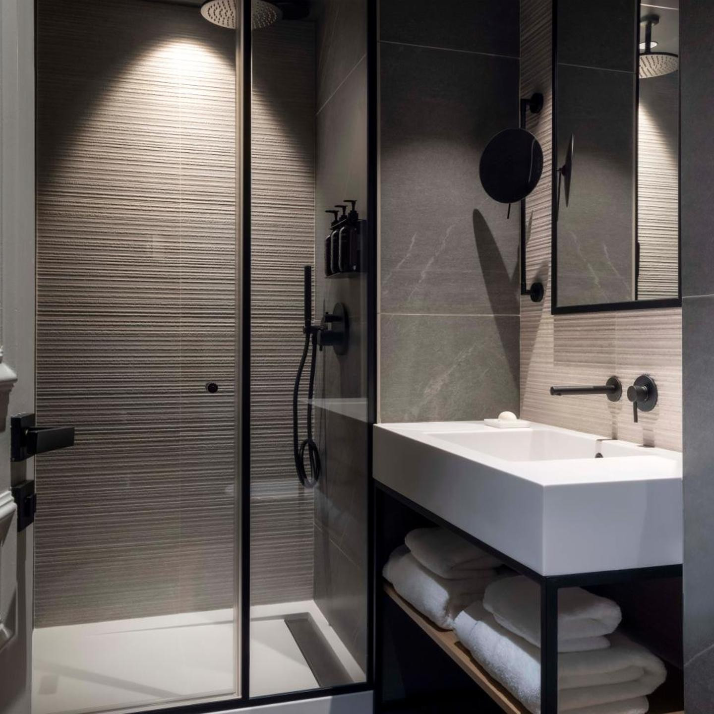 Victoria Palace Hotel