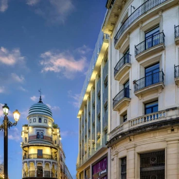 Querencia de Sevilla, Autograph Collection