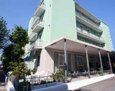 Alevon Hotel