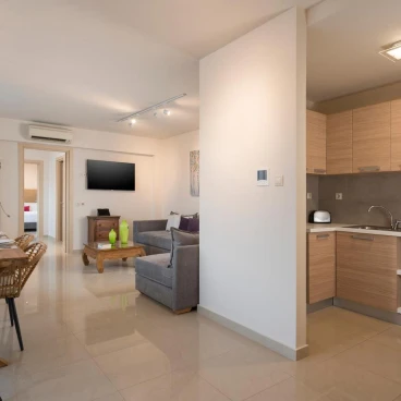 Trianon Luxury Apartments & Suites