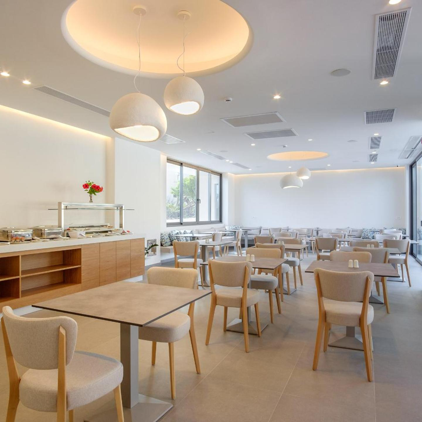 Phos Hotel Adults Only