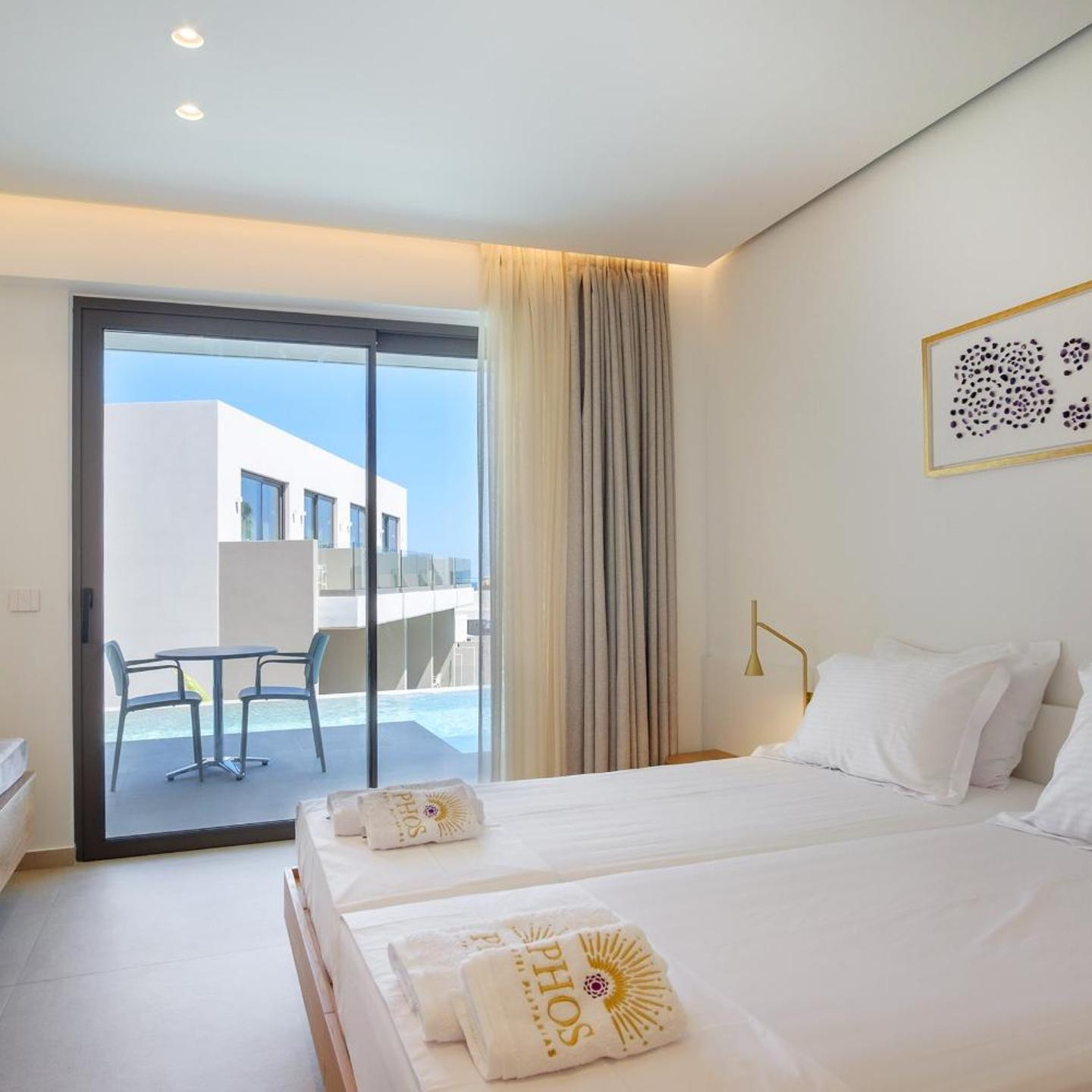 Phos Hotel Adults Only