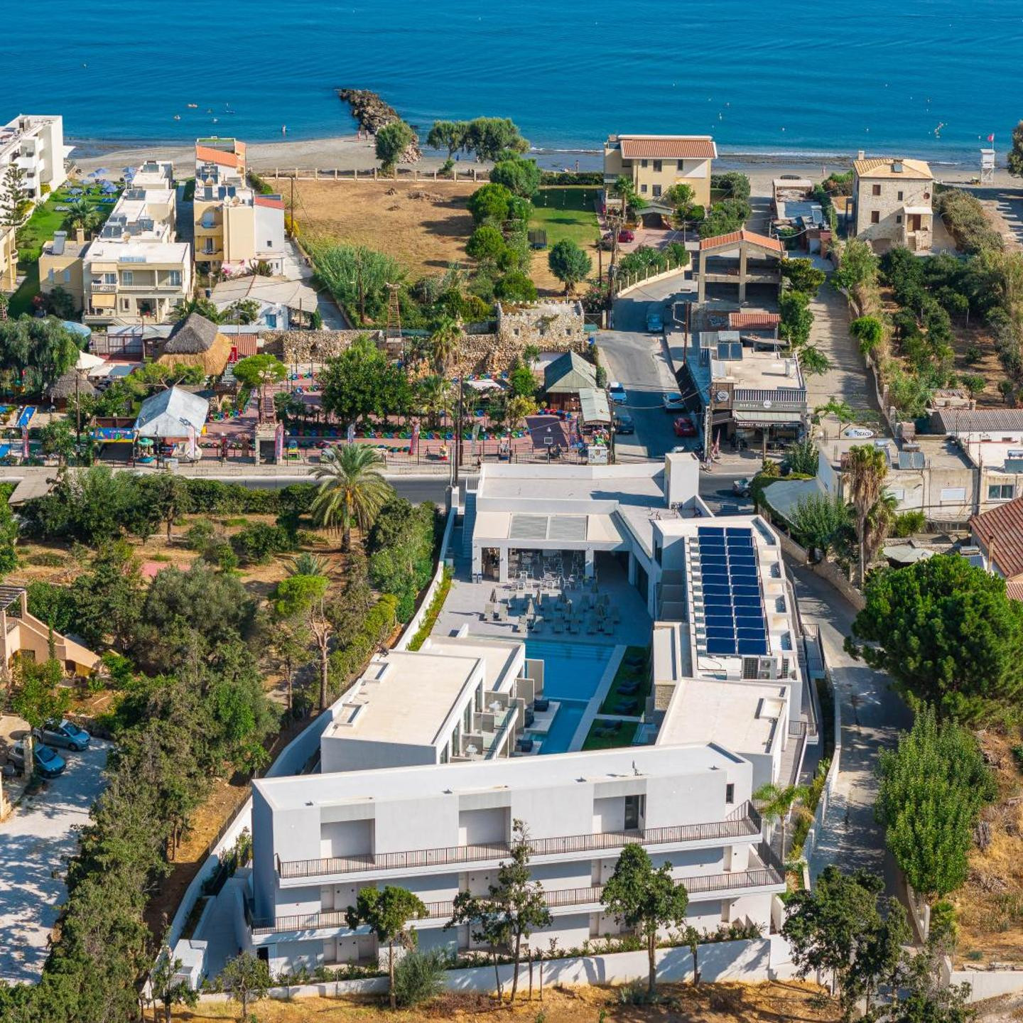 Phos Hotel Adults Only