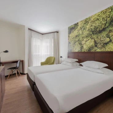 Neat Hotel Avenida