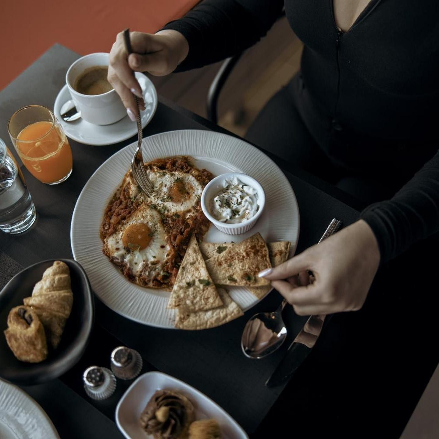 VISION OMONIA, ATHENS