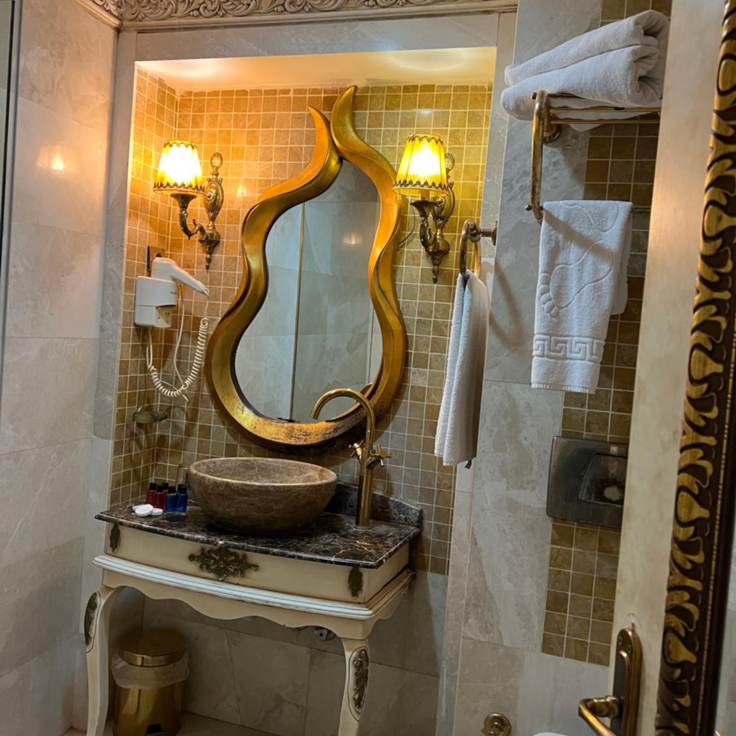 Hotel Buyuk Hamit