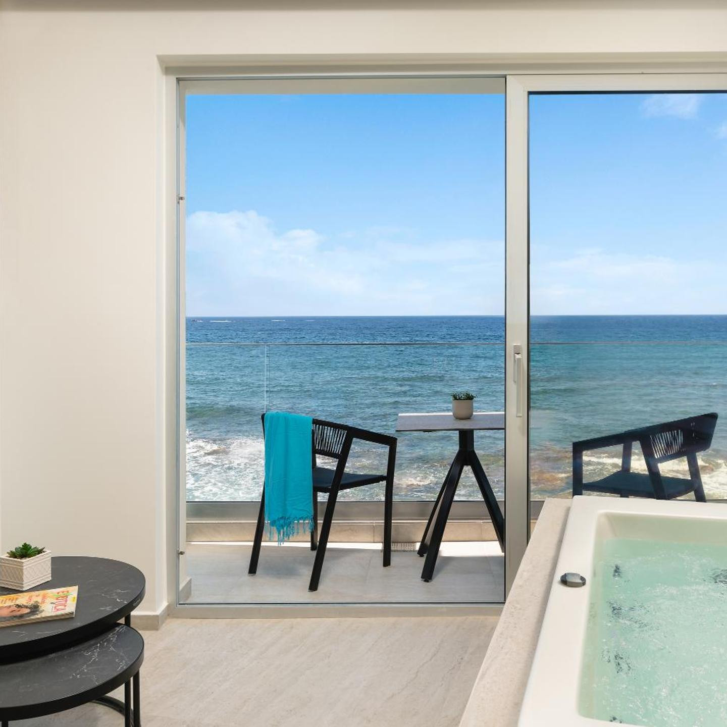 Elia Sea Suites