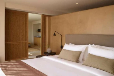 Collini Suites & Villas