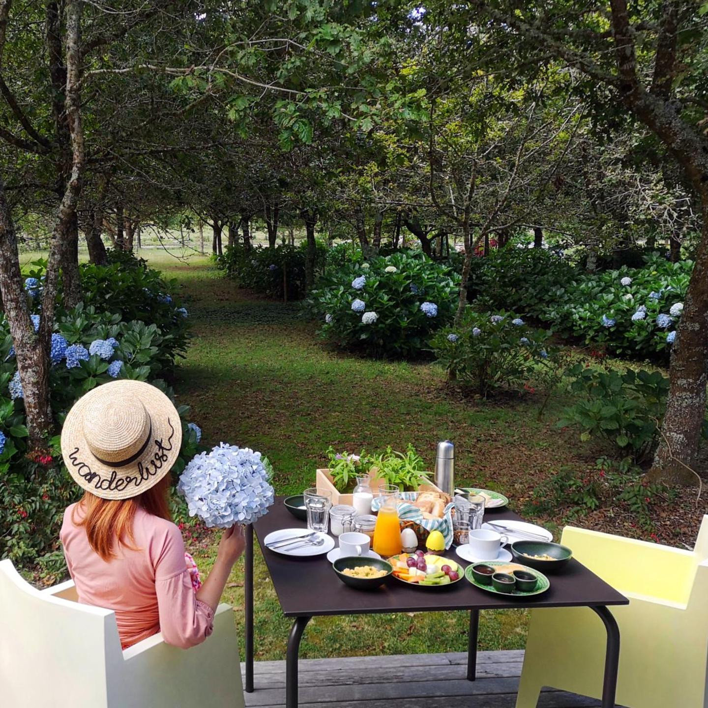 Furnas Lake Forest Living