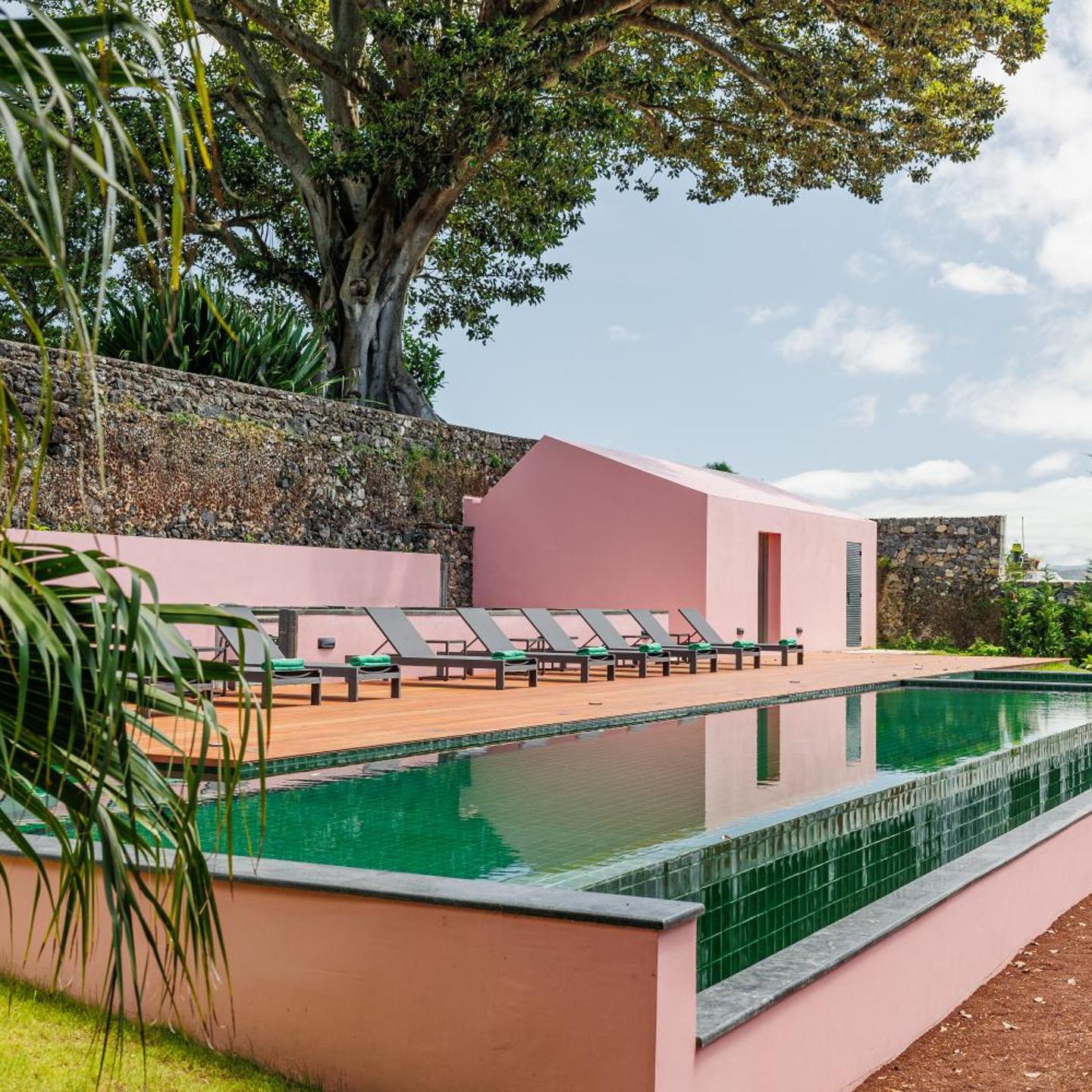 Solar dos Cantos Botanic House & Garden