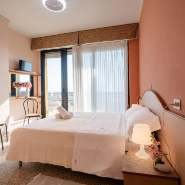 Hotel Crown