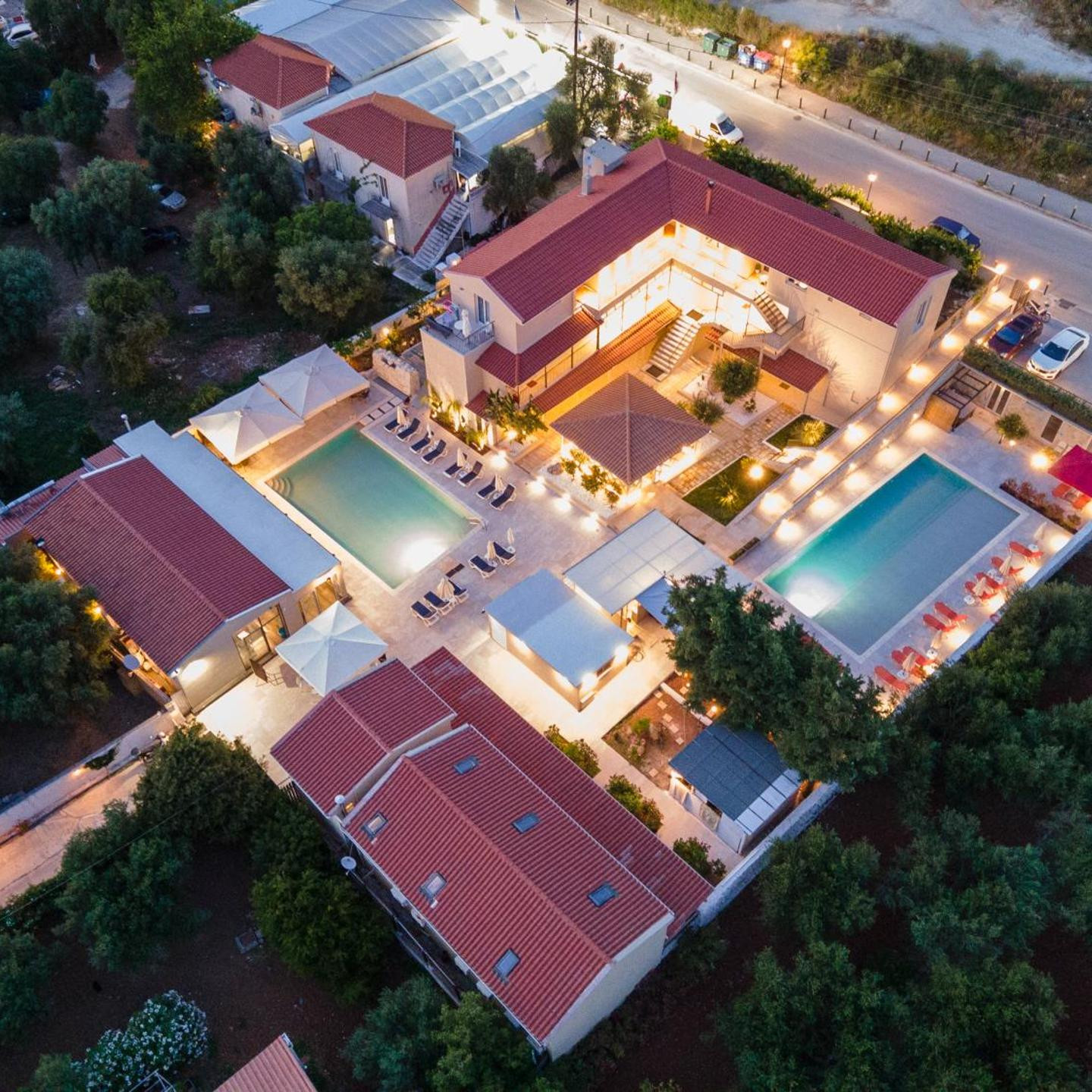 Makris Yialos Apartments