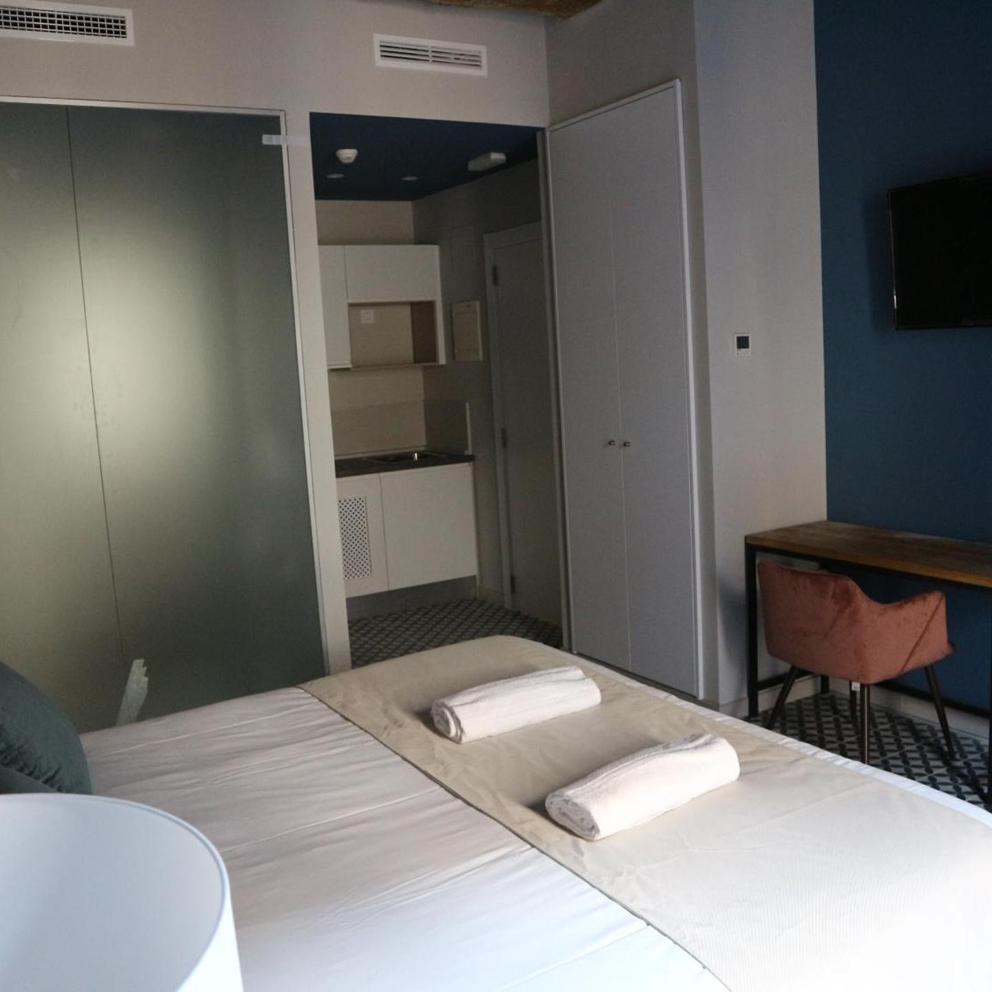 YOU & CO. Quart Boutique