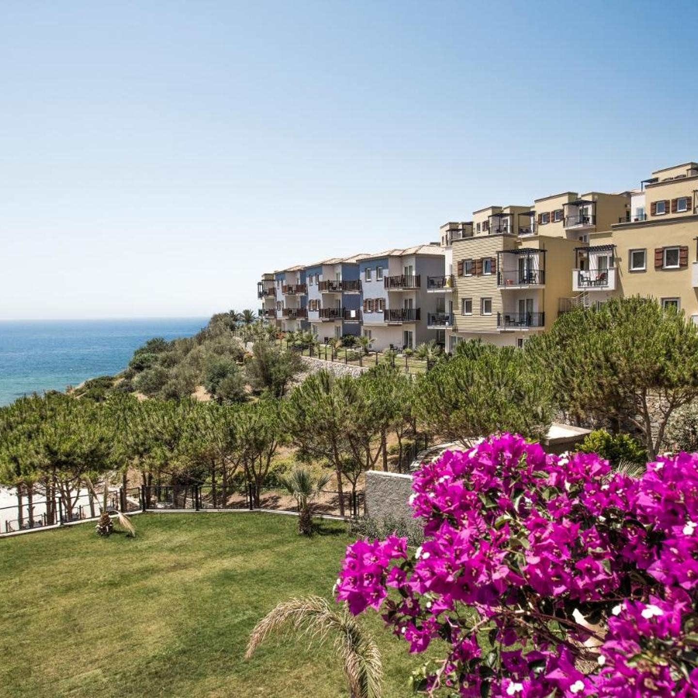 Aria Claros Beach & Spa Resort – All Inclusive 24H