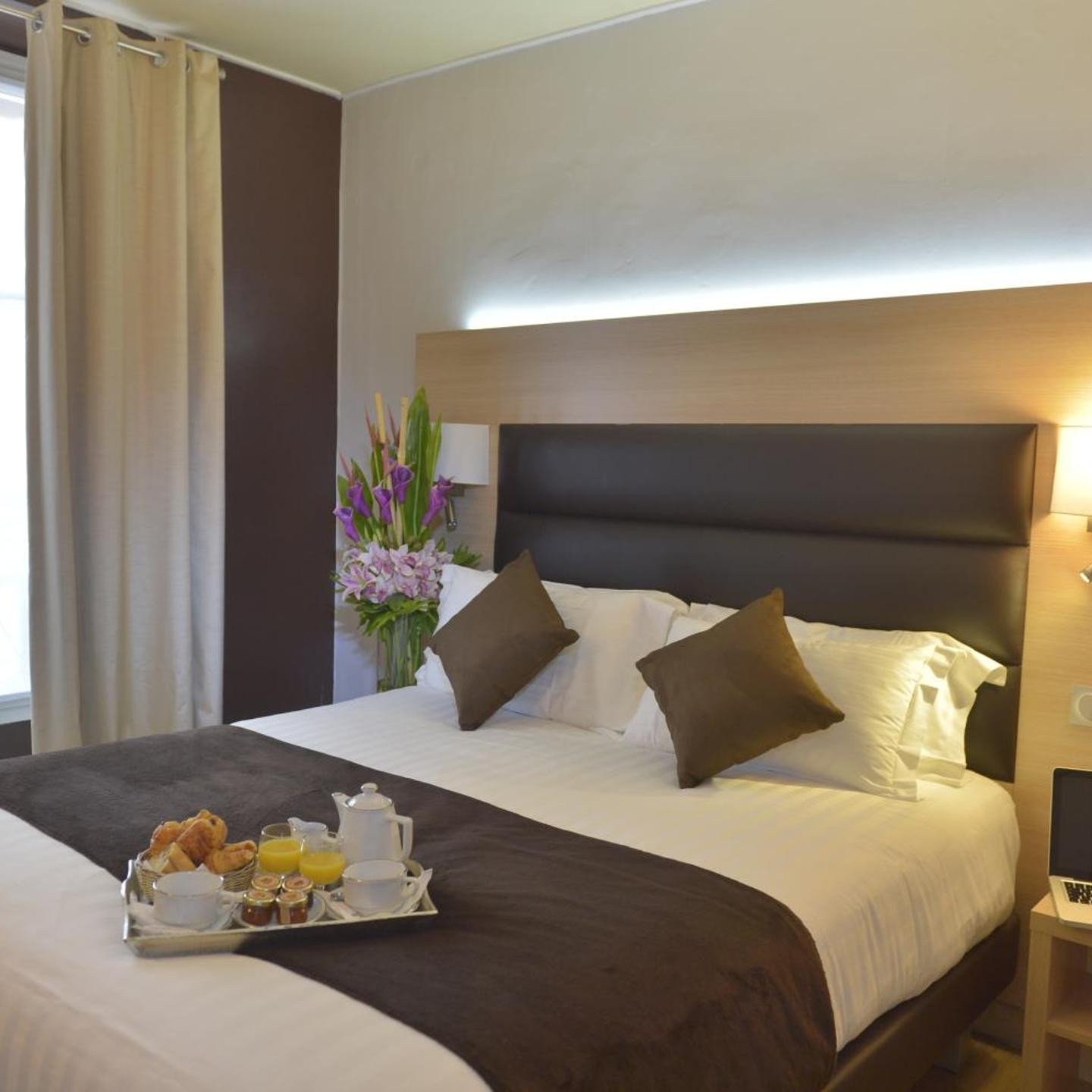 Unic Renoir Saint Germain